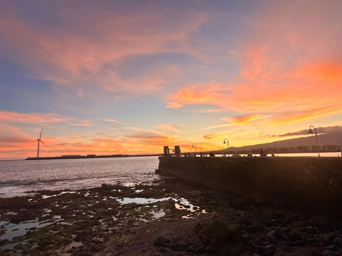 Maximum Beach Arinaga Ngoại thất bức ảnh